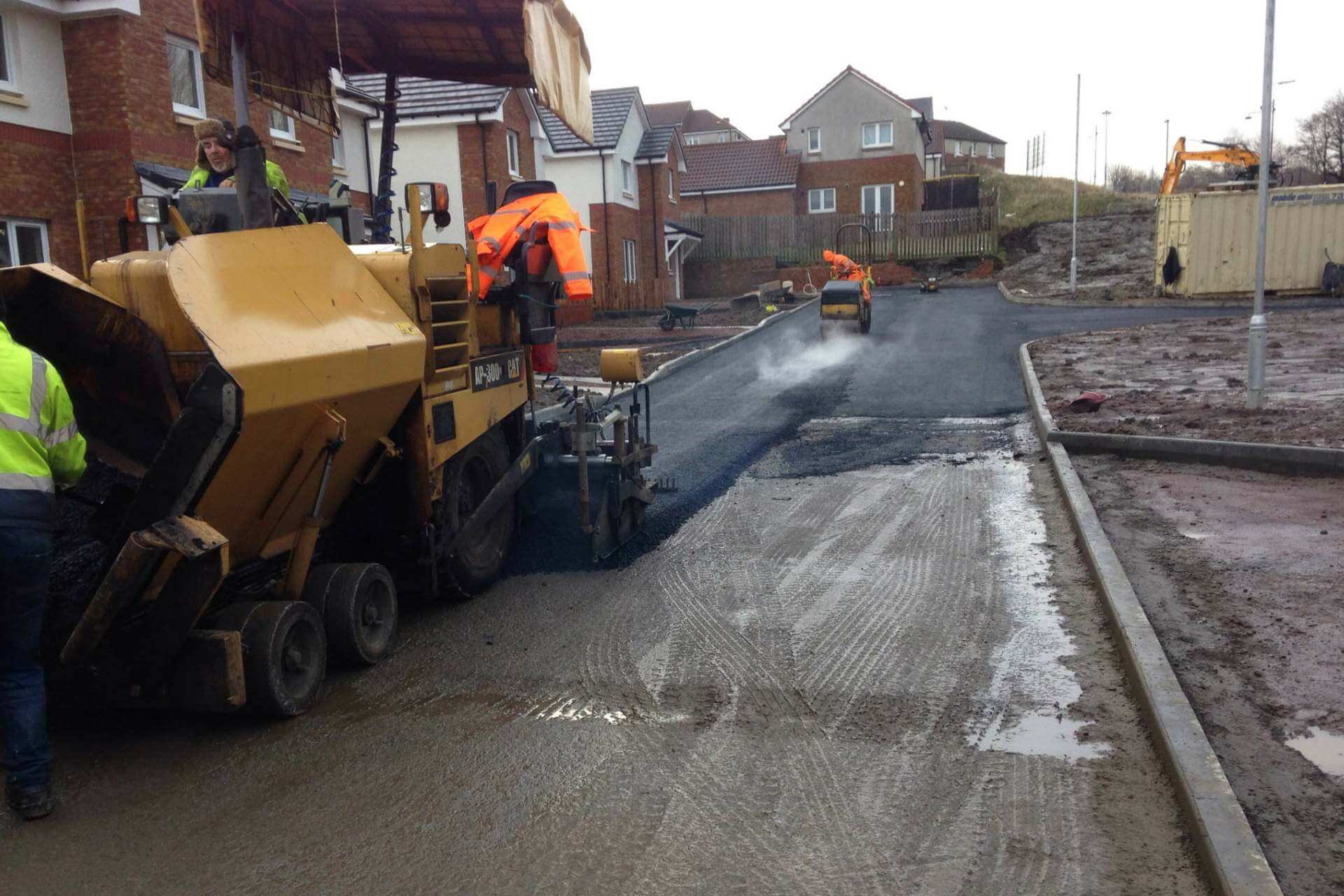 Tarmac installation in Kingston driveway surfacing
